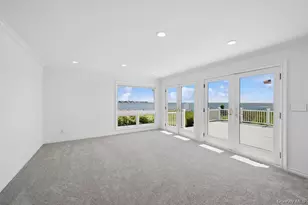 170 S Penataquit Ave, Bay Shore, NY 11706 - Photo 20
