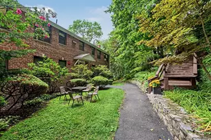 50 Rockledge Rd, Hartsdale, NY 10530 - Photo 2
