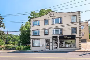 11 Shore Rd, Port Washington, NY 11050 - Photo 2