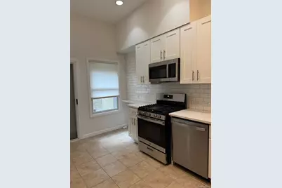11 Shore Road #1, Port Washington, NY 11050 - Photo 4