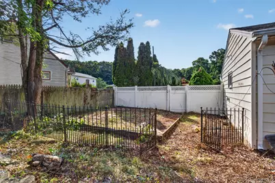 20 Revere Circle, Port Jefferson, NY 11776 - Photo 22