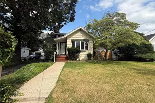 175 S Brookside Ave, Freeport, NY 11520 - Photo 2