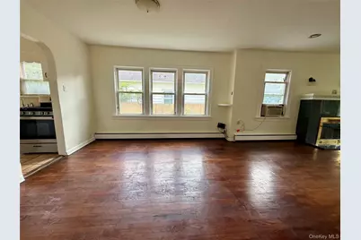 175 S Brookside Avenue, Freeport, NY 11520 - Photo 10