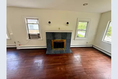 175 S Brookside Avenue, Freeport, NY 11520 - Photo 8