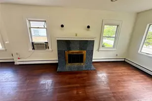 175 S Brookside Ave, Freeport, NY 11520 - Photo 8