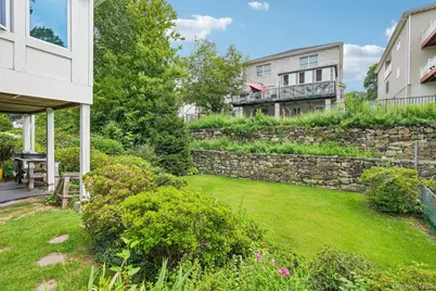 105 Hildreth Place, Yonkers, NY 10704 - Photo 30
