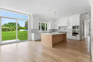 2 D'Amico Ct, Melville, NY 11747 - Photo 8