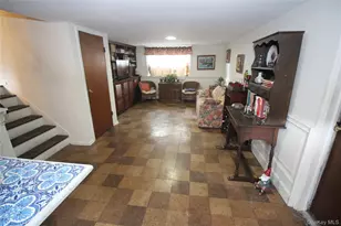42 Foster Ave, Malverne, NY 11565 - Photo 20