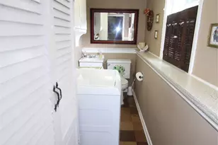 42 Foster Ave, Malverne, NY 11565 - Photo 18