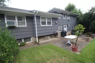 42 Foster Ave, Malverne, NY 11565 - Photo 4