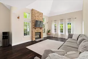 215 Sandpiper Ct, Yorktown Heights, NY 10598 - Photo 30