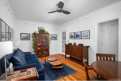 2 Westchester Ave #3N, White Plains, NY 10601 - Photo 2