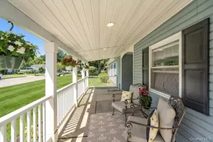 1 Grendon Ln, Farmingville, NY 11738 - Photo 4