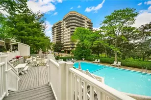 28 Hillside Terrace, White Plains, NY 10601 - Photo 14