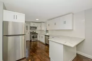 34 Glenna Little Trail, Huntington, NY 11743 - Photo 8