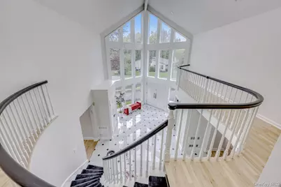 38 Roberts Road, New City, NY 10956 - Photo 4