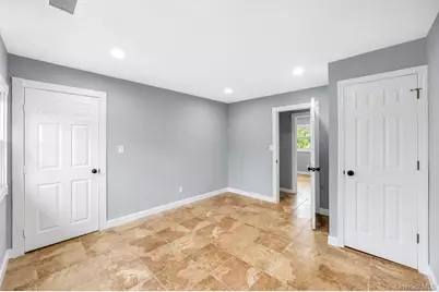 779 Peconic Avenue, West Babylon, NY 11704 - Photo 36