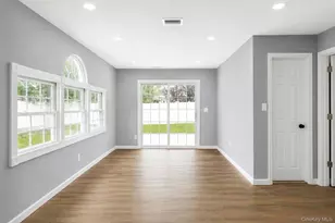 779 Peconic Ave, West Babylon, NY 11704 - Photo 32
