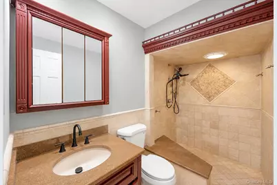 779 Peconic Avenue, West Babylon, NY 11704 - Photo 22