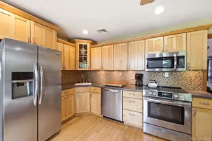 7 Tupelo St, Manorville, NY 11949 - Photo 8