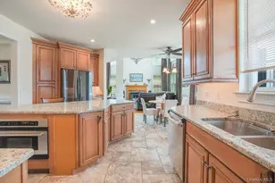 36 Thames Rd, Poughkeepsie, NY 12603 - Photo 6