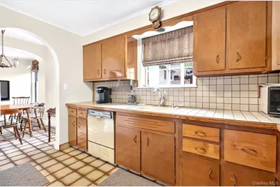 168-09 29th Avenue, Flushing, NY 11358 - Photo 6