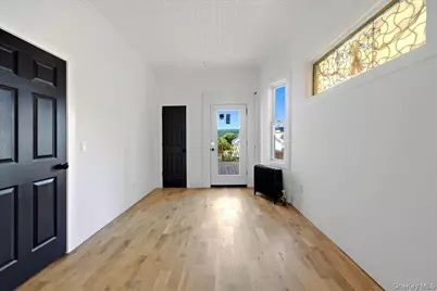 301 Warburton Avenue #1, Yonkers, NY 10701 - Photo 6
