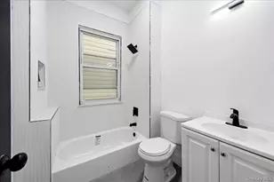 301 Warburton Ave, Yonkers, NY 10701 - Photo 4