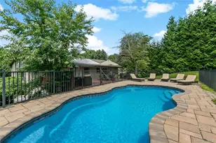 239 Carolina Rd, Yorktown Heights, NY 10598 - Photo 2