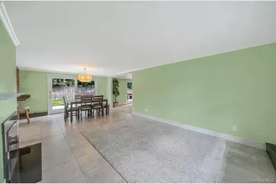 5 Horseshoe Drive, Holbrook, NY 11741 - Photo 16
