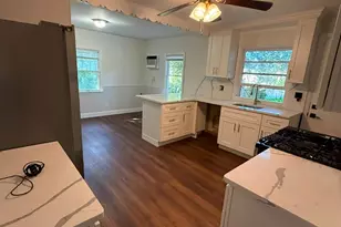 375 S 3rd St, Lindenhurst, NY 11757 - Photo 4