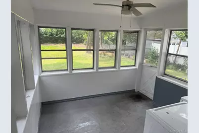 375 S 3rd Street, Lindenhurst, NY 11757 - Photo 8