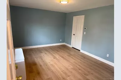 375 S 3rd Street, Lindenhurst, NY 11757 - Photo 20