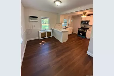 375 S 3rd Street, Lindenhurst, NY 11757 - Photo 26