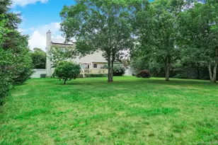 14 Southaven Dr, Brookhaven, NY 11719 - Photo 32