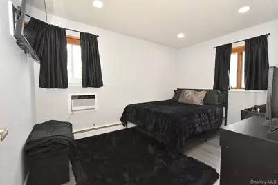2224 Louis Kossuth Avenue, Ronkonkoma, NY 11779 - Photo 12