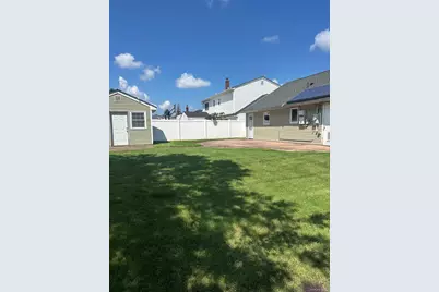 17 Blanche Street, Plainview, NY 11803 - Photo 4