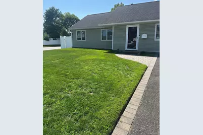 17 Blanche Street, Plainview, NY 11803 - Photo 2