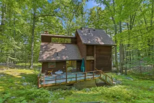 9 Crescent Ln, New Paltz, NY 12561 - Photo 2