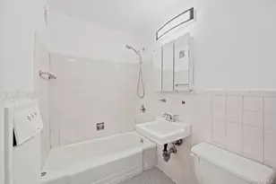 185 Hall St, Brooklyn, NY 11205 - Photo 6