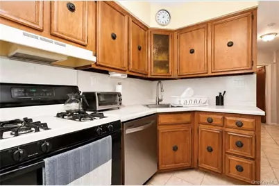 1307 E 98th Street, Brooklyn, NY 11236 - Photo 12