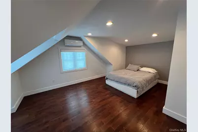 43 Crescent Street, Hicksville, NY 11801 - Photo 8