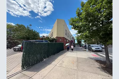 1902 Stillwell Avenue, Brooklyn, NY 11223 - Photo 4
