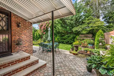 78-20 222nd Street, Oakland Gardens, NY 11364 - Photo 4