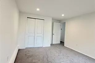 32 Dorchester Rd, Ronkonkoma, NY 11779 - Photo 18