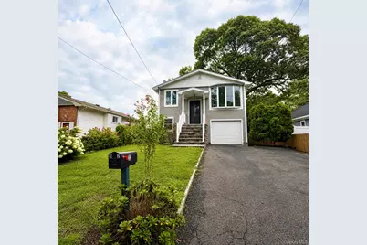 32 Dorchester Road, Ronkonkoma, NY 11779 - Photo 2