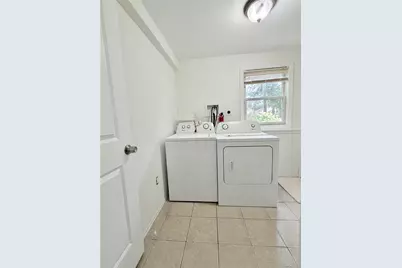 32 Dorchester Road, Ronkonkoma, NY 11779 - Photo 14