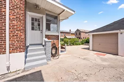4084 Seton Avenue, Bronx, NY 10466 - Photo 36