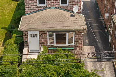 4084 Seton Avenue, Bronx, NY 10466 - Photo 4