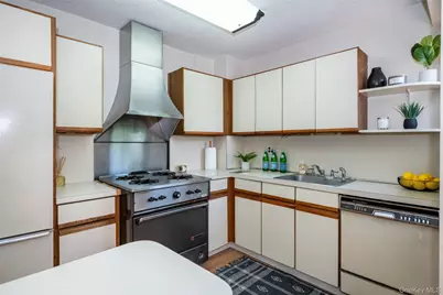 171 Pearsall Drive #6E/6F, Mount Vernon, NY 10552 - Photo 10